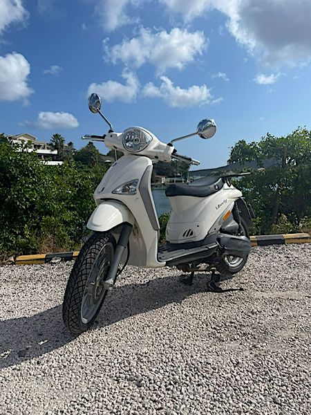 50cc Piaggio Scooter Langzeit 3 ​​Monate